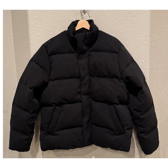 Nike Sportswear Tech Men's Oversized Puffer Jacket Size Medium - Picture 12 of 13